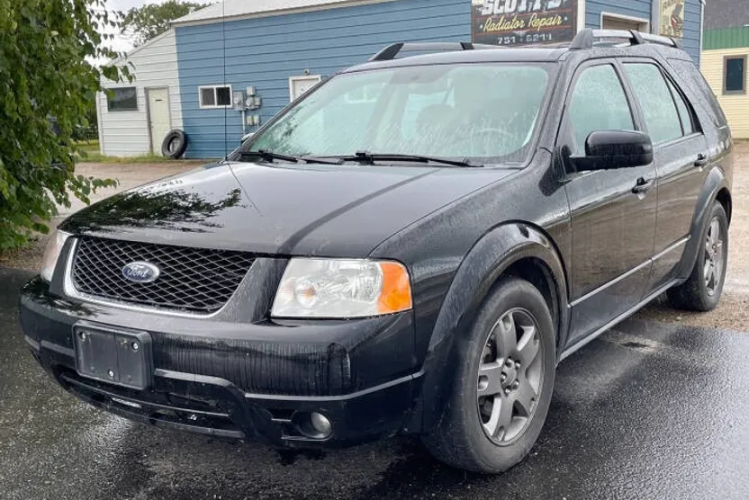 2007 Ford Freestyle Limited photo 1