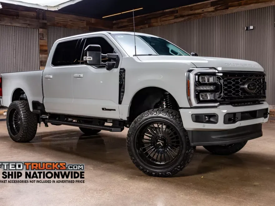 2025 Ford F-250 photo 1