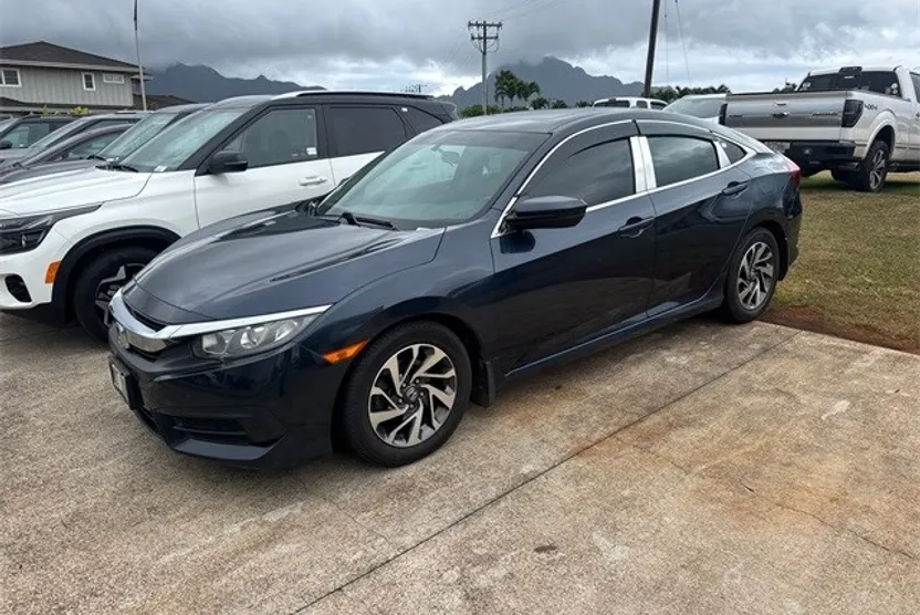 2018 Honda Civic EX photo 1