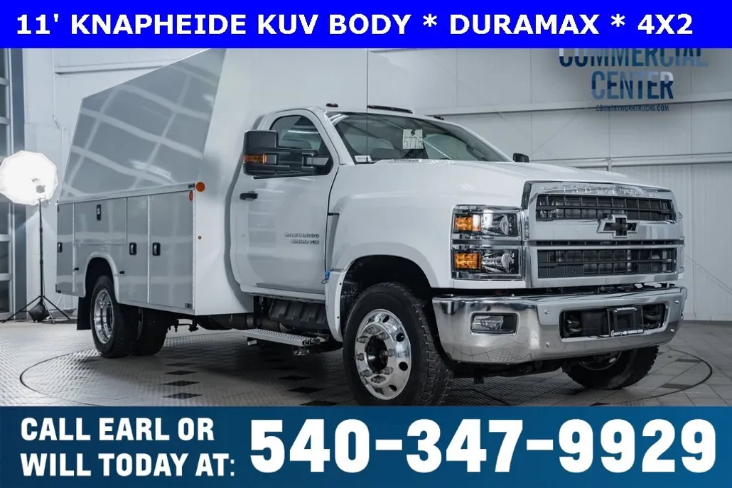 2024 Chevrolet Silverado 5500HD Work Truck photo 1