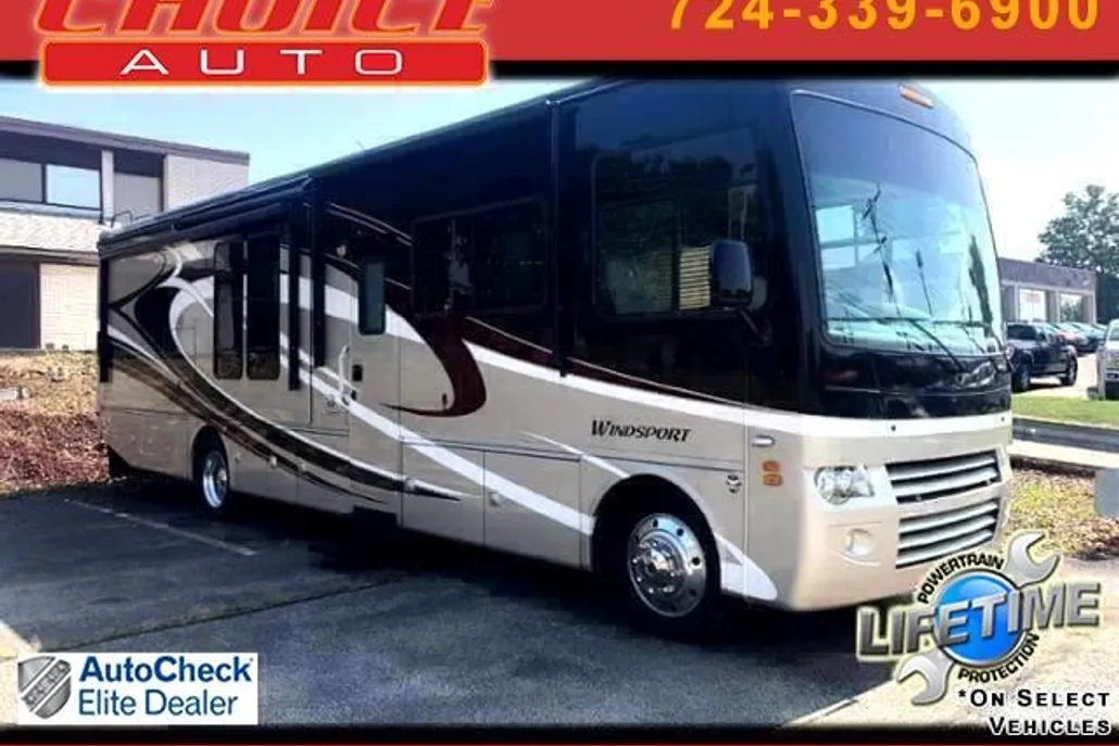 2009 Ford Motorhome Chassis photo 1