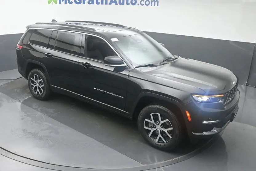 2025 Jeep Grand Cherokee Limited photo 1