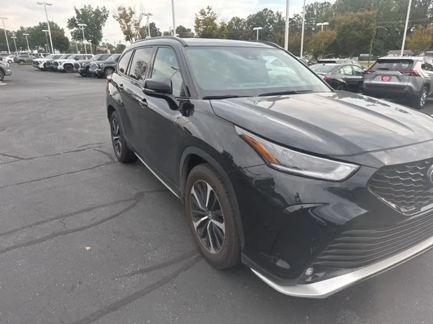 2021 Toyota Highlander XSE photo 1