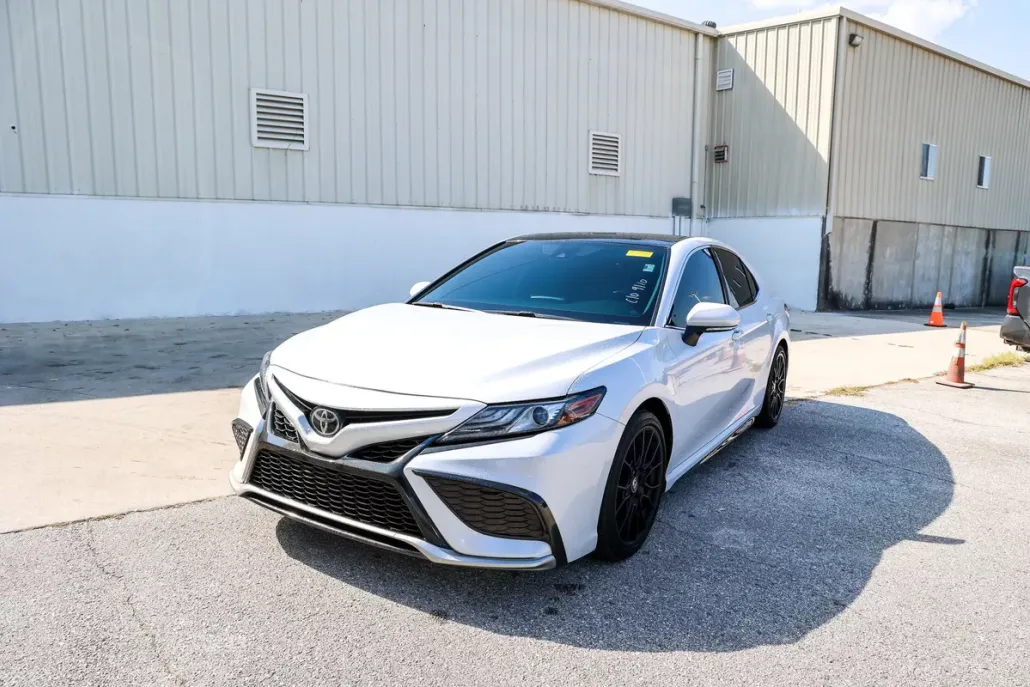 2021 Toyota Camry XSE photo 1
