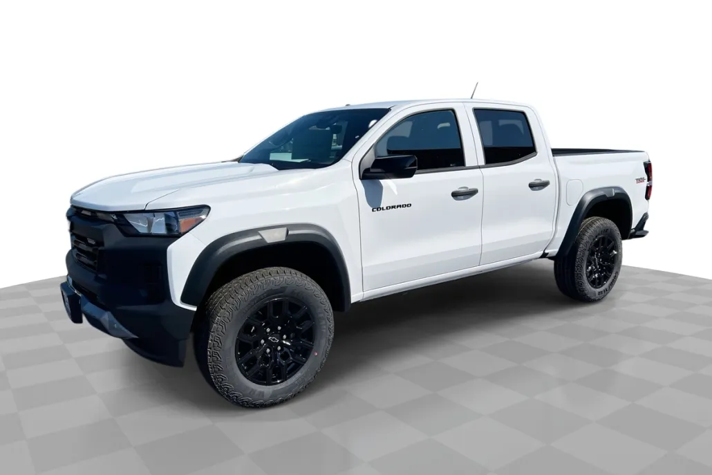 2026 Chevrolet Colorado Trail Boss photo 1