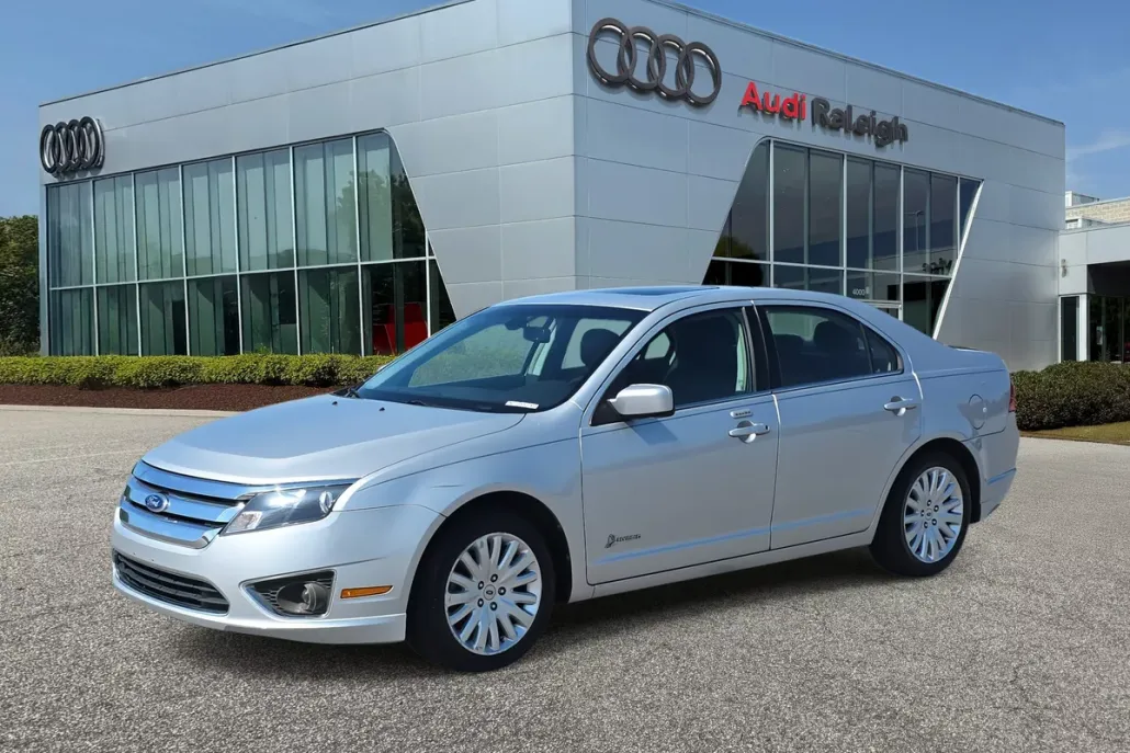 2012 Ford Fusion Hybrid photo 1