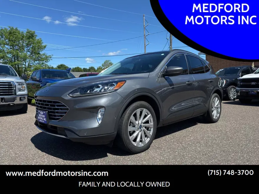 2022 Ford Escape Hybrid Titanium photo 1