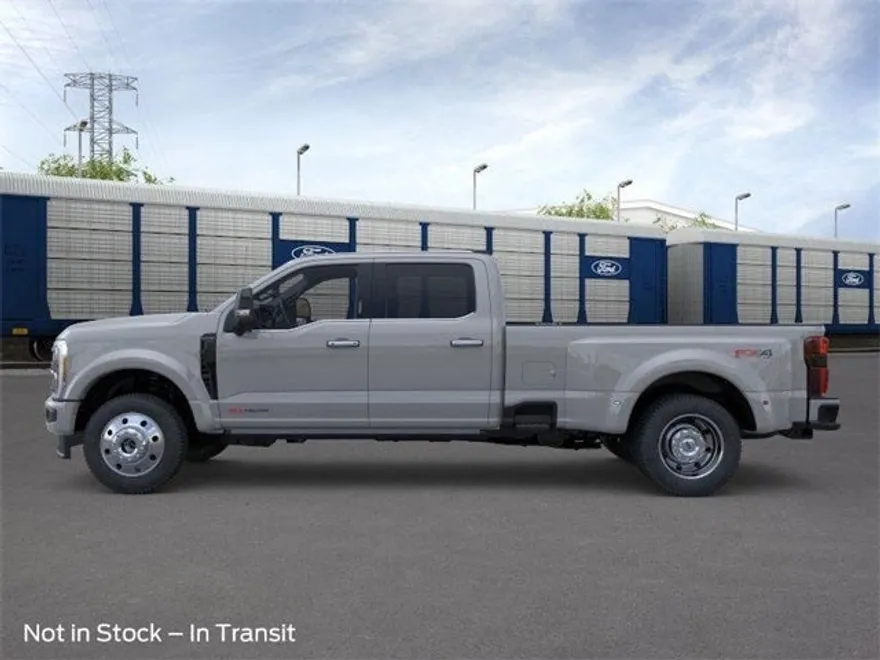 2026 Ford F-450 photo 1