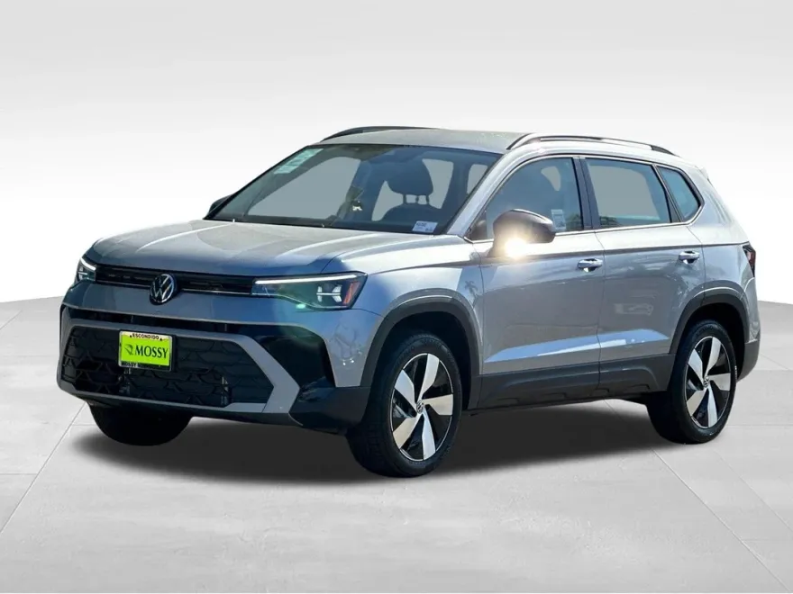 2025 Volkswagen Taos S photo 1