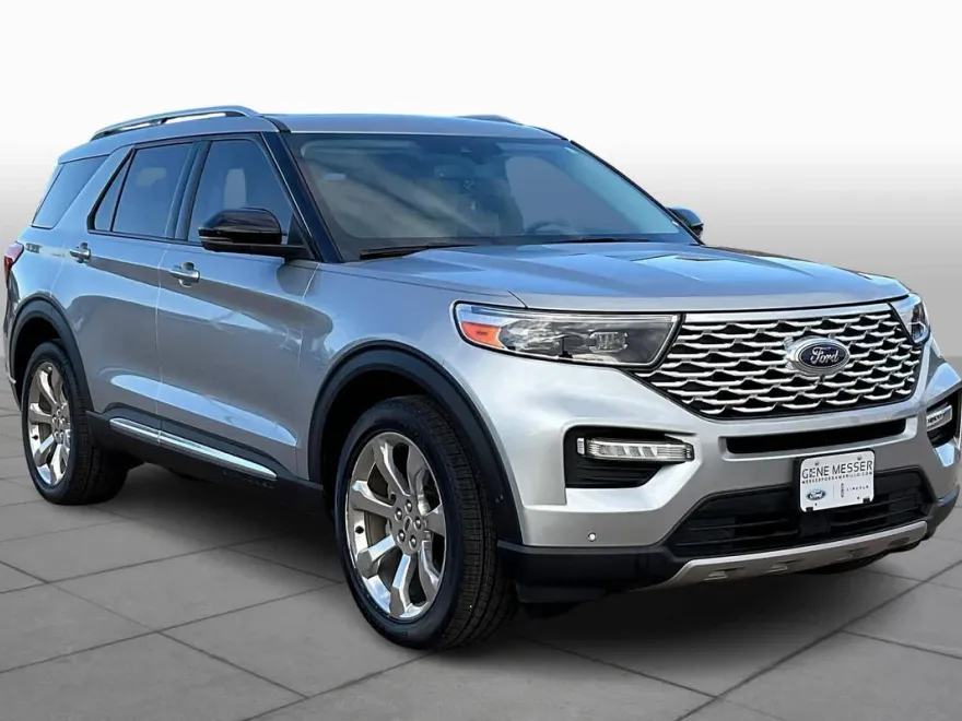 2020 Ford Explorer Platinum photo 1
