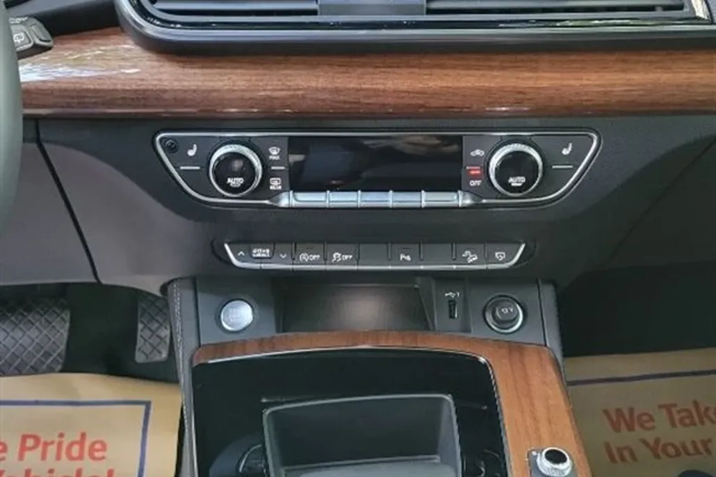 2023 Audi Q5 Premium Plus 45 photo 1