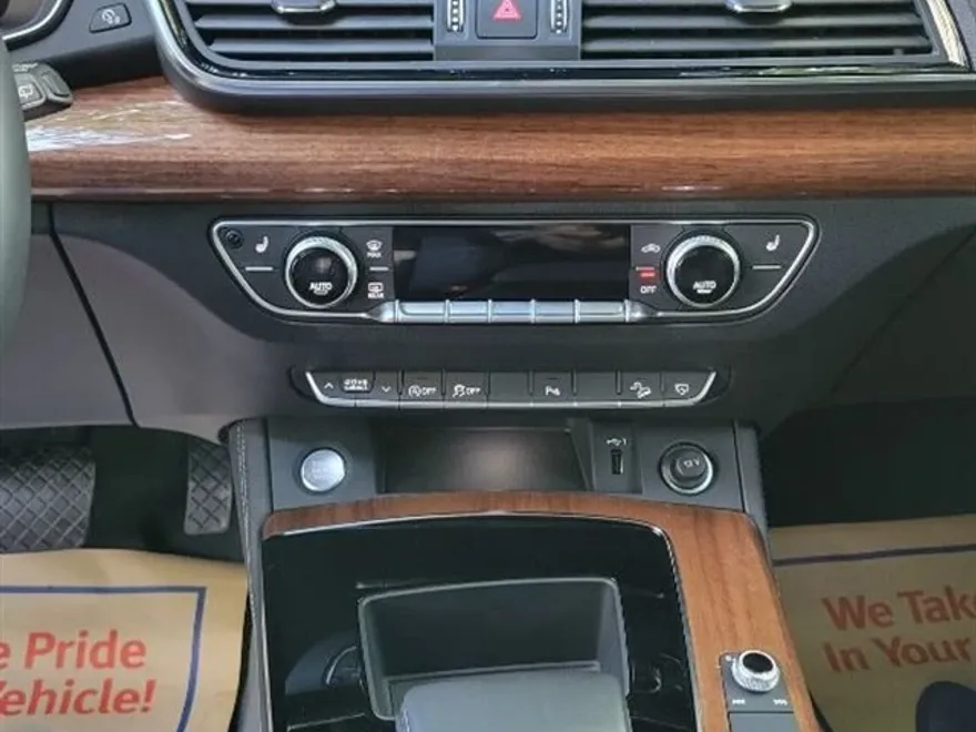 2023 Audi Q5 Premium Plus 45 photo 1