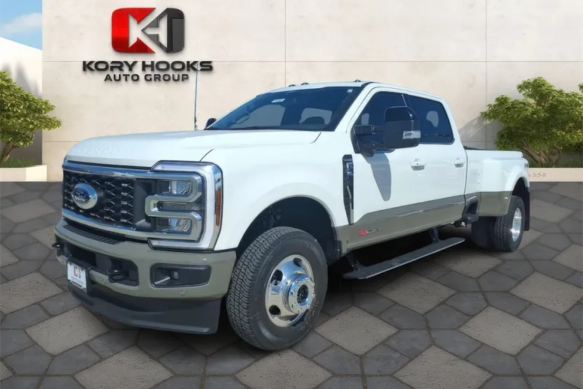 2026 Ford F-350 King Ranch photo 1