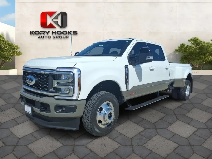 2026 Ford F-350 King Ranch photo 1