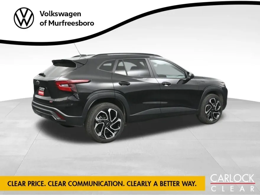 2024 Chevrolet Trax photo 1