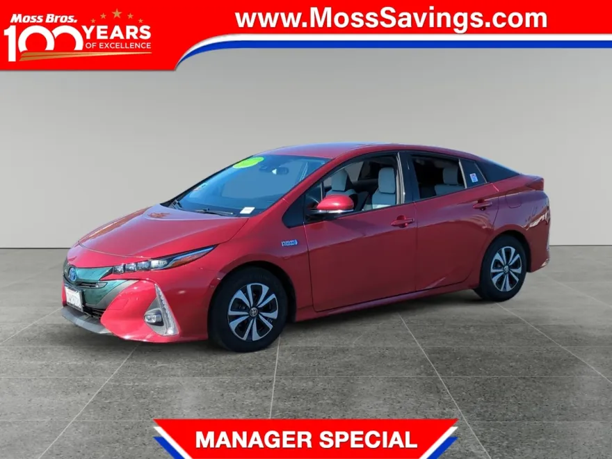 2017 Toyota Prius Prime Advanced photo 1
