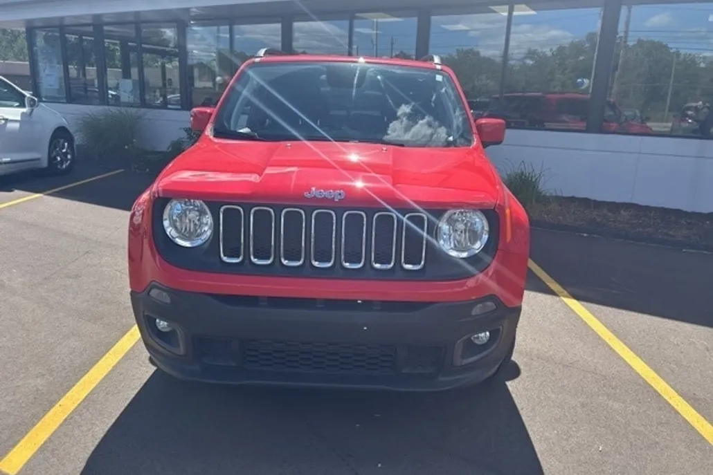 2018 Jeep Renegade Latitude North Edition photo 1