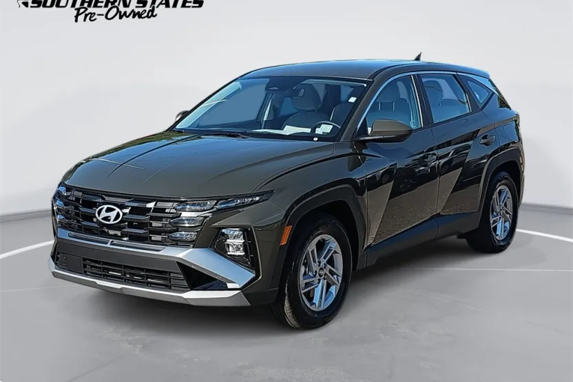2025 Hyundai Tucson SE photo 1