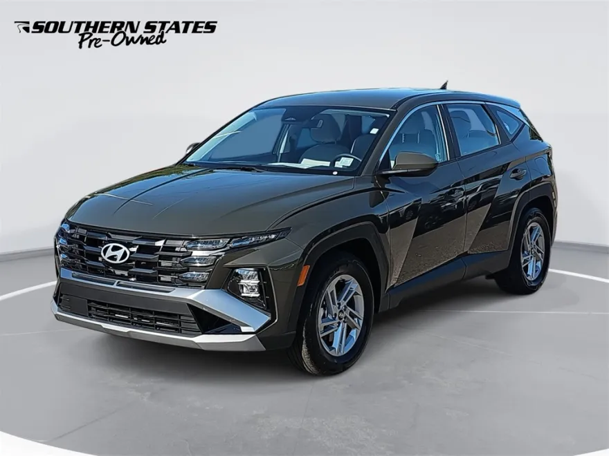 2025 Hyundai Tucson SE photo 1