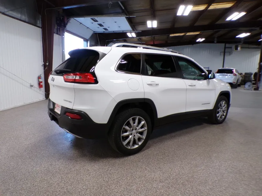2018 Jeep Cherokee Limited photo 1
