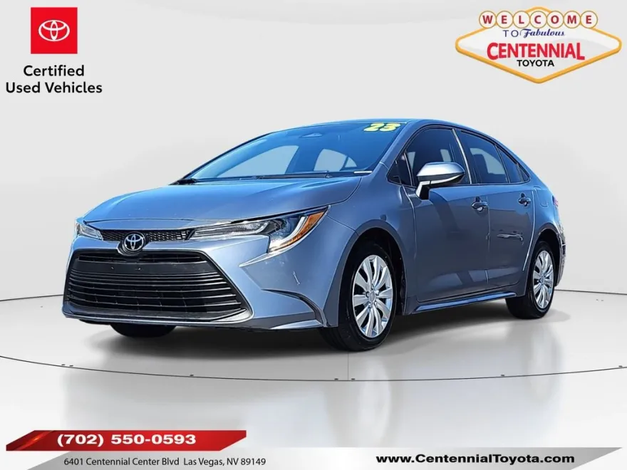 2023 Toyota Corolla LE photo 1