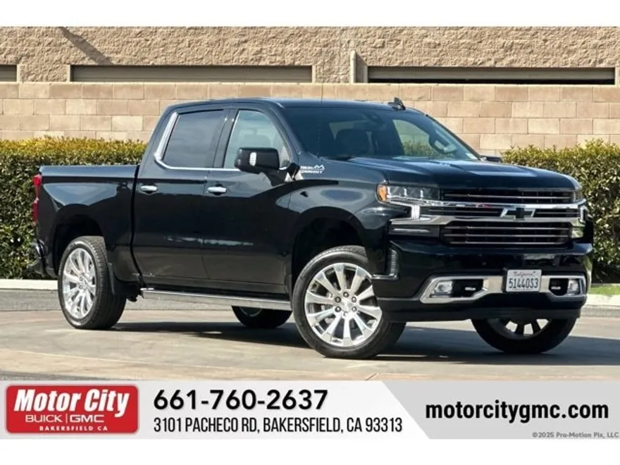 2022 Chevrolet Silverado 1500 High Country photo 1