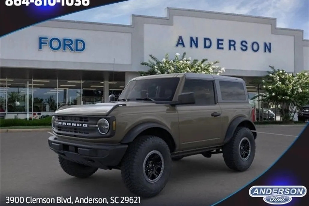 2025 Ford Bronco Base photo 1