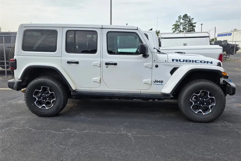 2022 Jeep Wrangler Unlimited Rubicon 4xe photo 1