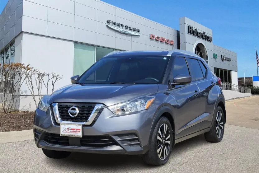 2020 Nissan Kicks SV photo 1
