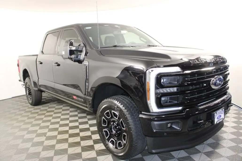 2026 Ford F-250 Platinum photo 1