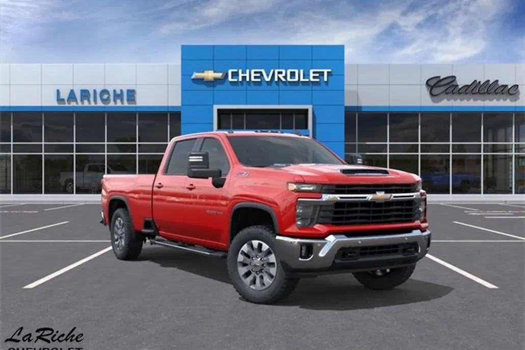 2025 Chevrolet Silverado LT photo 1