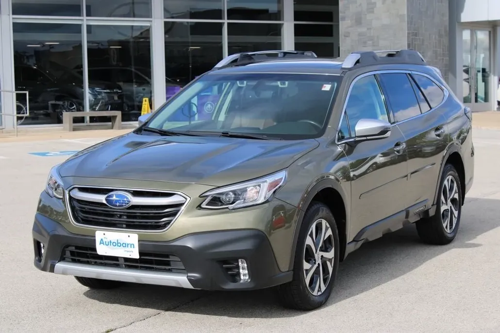 2022 Subaru Outback Touring XT photo 1