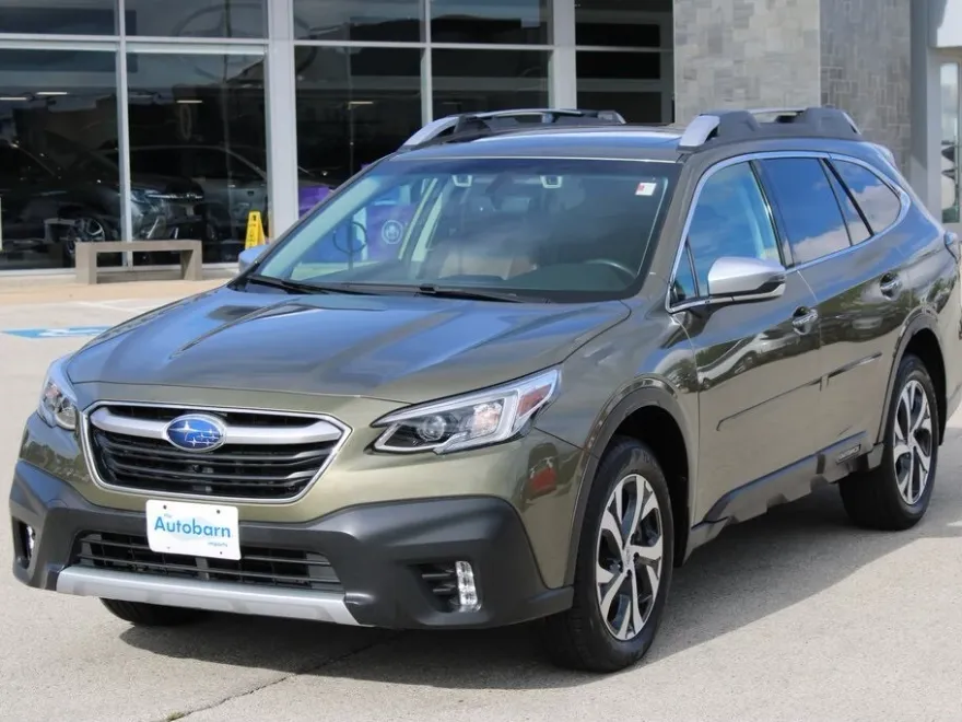 2022 Subaru Outback Touring XT photo 1