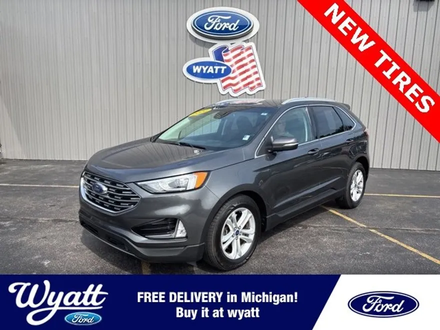 2020 Ford Edge SEL photo 1