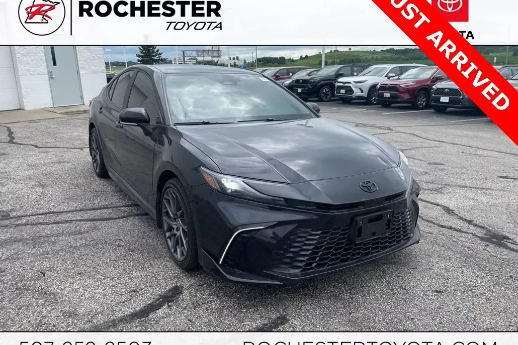 2025 Toyota Camry XSE photo 1