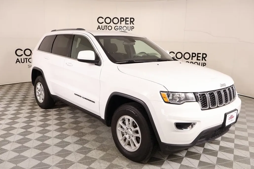 2020 Jeep Grand Cherokee Laredo E photo 1