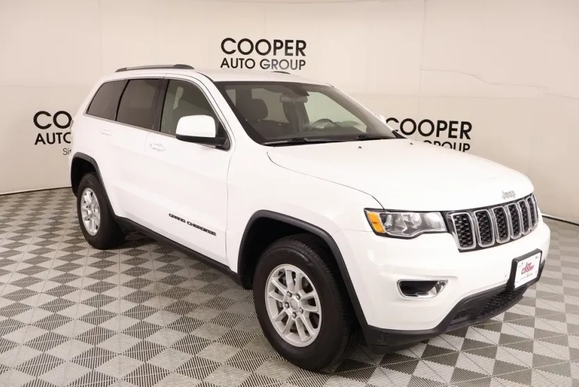 2020 Jeep Grand Cherokee Laredo E photo 1