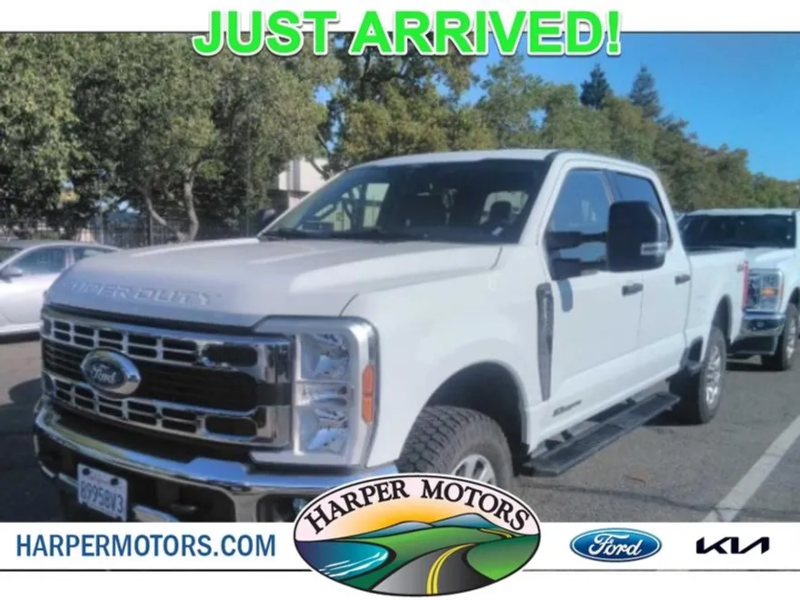 2023 Ford F-250 XLT photo 1
