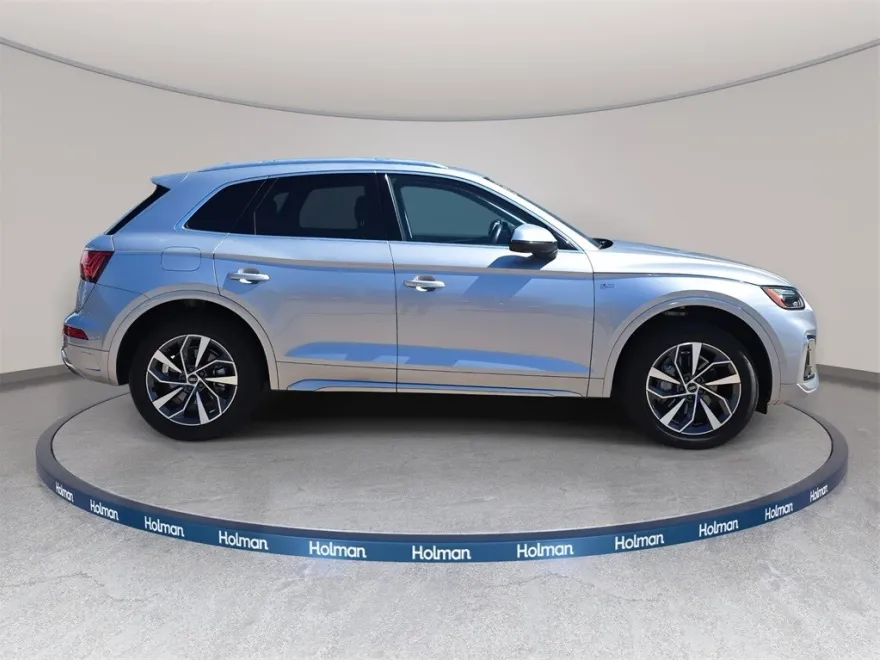 2023 Audi Q5 45 S line Premium Plus photo 1