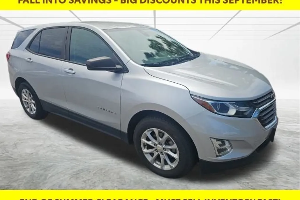2020 Chevrolet Equinox LS photo 1