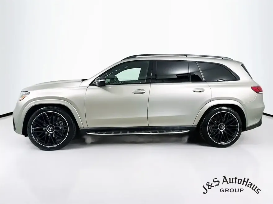 2023 Mercedes Benz GLS 63 AMG 4MATIC photo 1