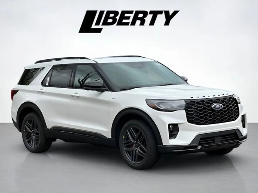2025 Ford Explorer ST-Line photo 1