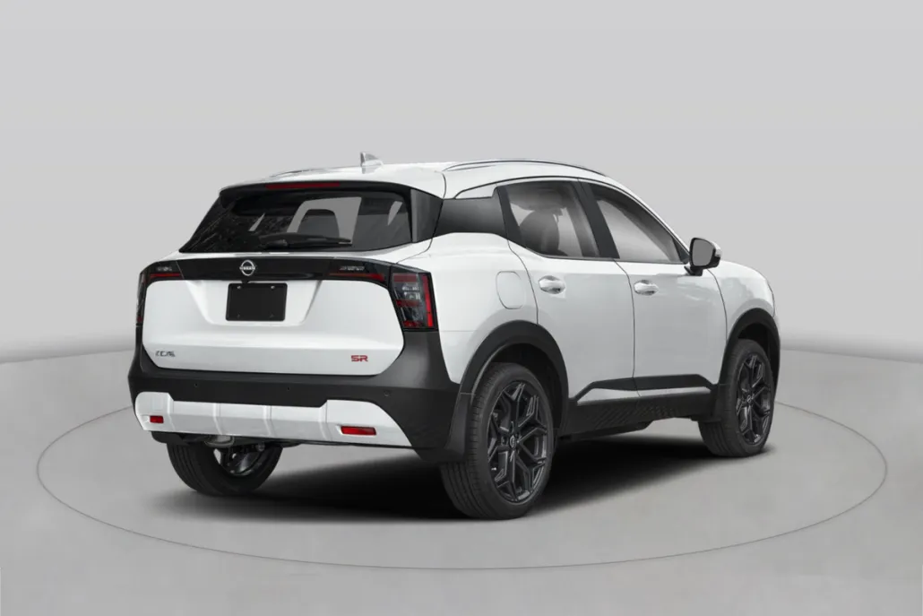 2026 Nissan Kicks SR photo 1