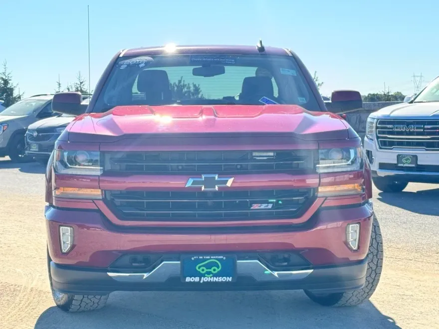 2018 Chevrolet Silverado 1500 LT2 photo 1