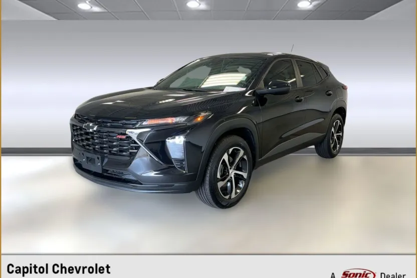 2024 Chevrolet Trax photo 1