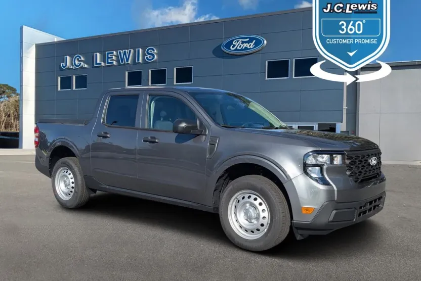 2025 Ford Maverick XL photo 1