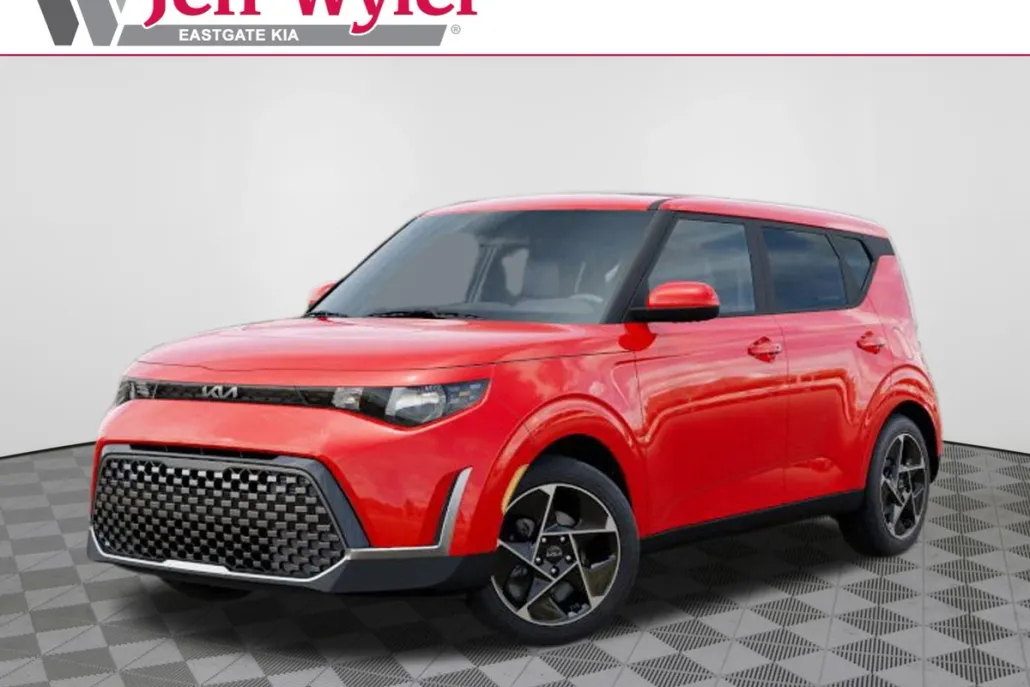 2025 Kia Soul EX photo 1