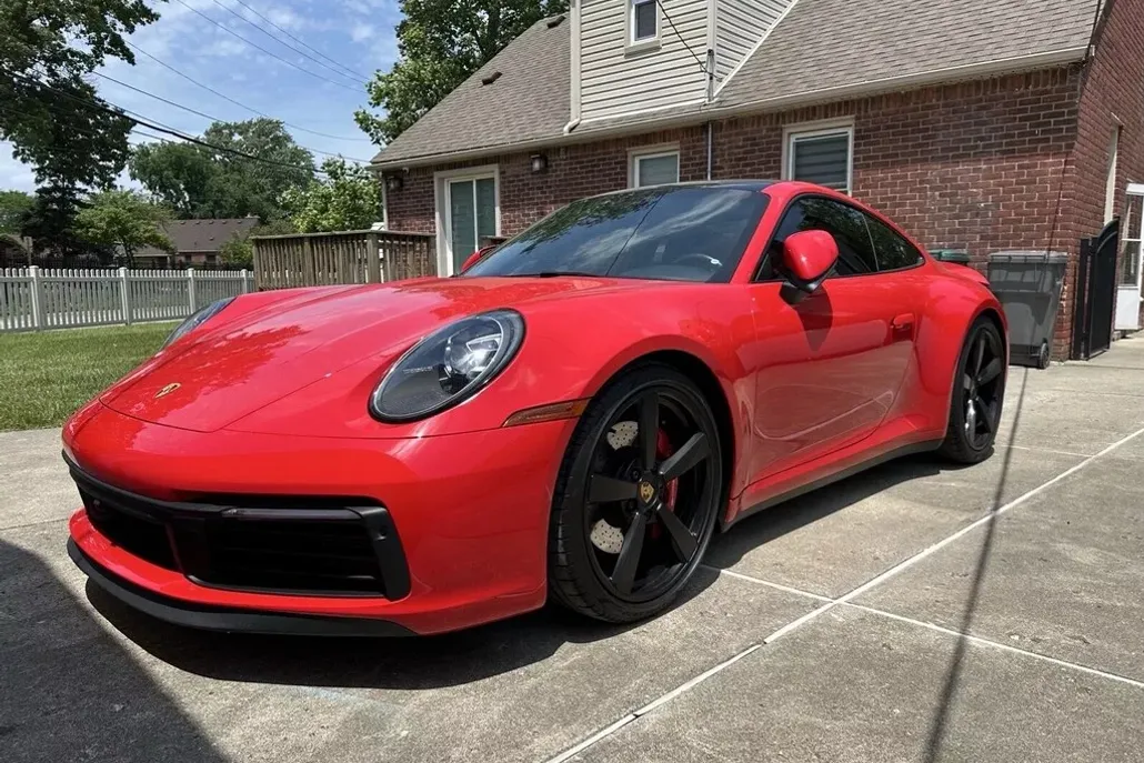 2021 Porsche 911 4S photo 1