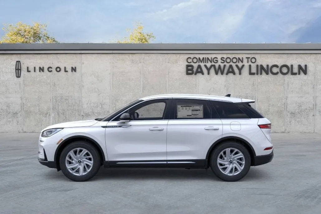 2025 Lincoln Corsair Premiere photo 1