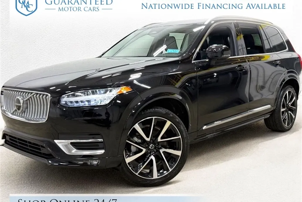 2023 Volvo XC90 Plus photo 1